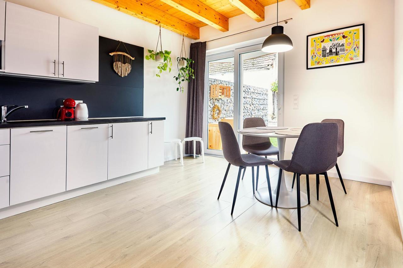 Apartmany Lama Malatiny 외부 사진